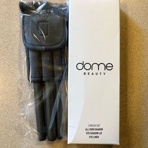 NIB Makeup Brushes